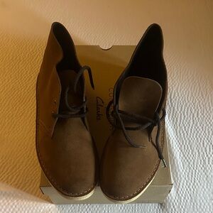 Clarks Men’s Brown Suede Desert Boots